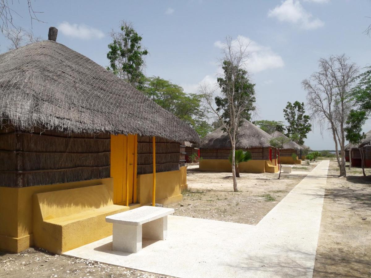 Campement Hakuna Lodge Mar Lodj Buitenkant foto